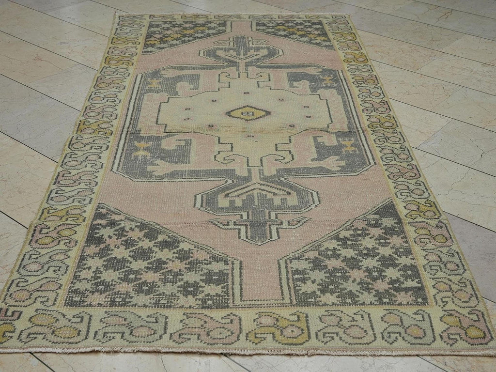 Salmon Pink Vintage Oushak Rug: Turkish Wool Area Carpet, 4,2x8,1 Feet.