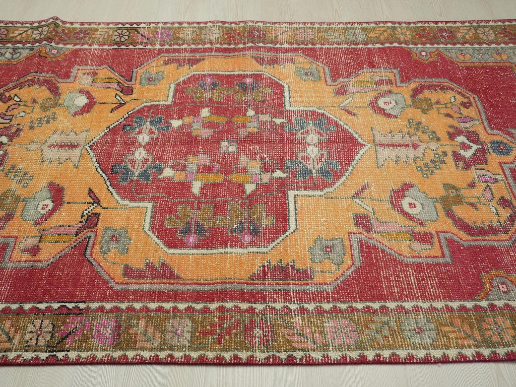 Vintage Oushak Rug: 5x9 Handmade Wool Turkish Carpet