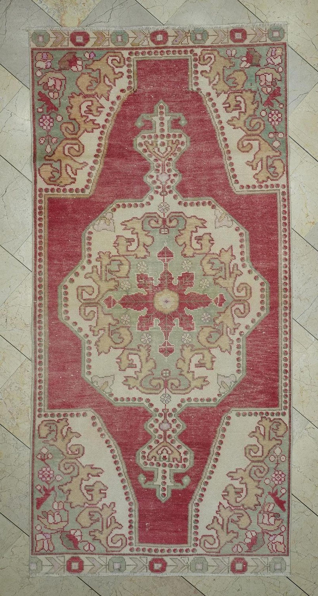 Handmade Wool Turkish Rug: Mid-Century Modern Oushak Carpet (3.9 x 8.1 ft)