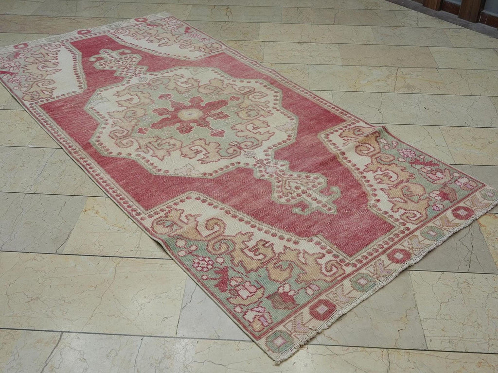 Handmade Wool Turkish Rug: Mid-Century Modern Oushak Carpet (3.9 x 8.1 ft)
