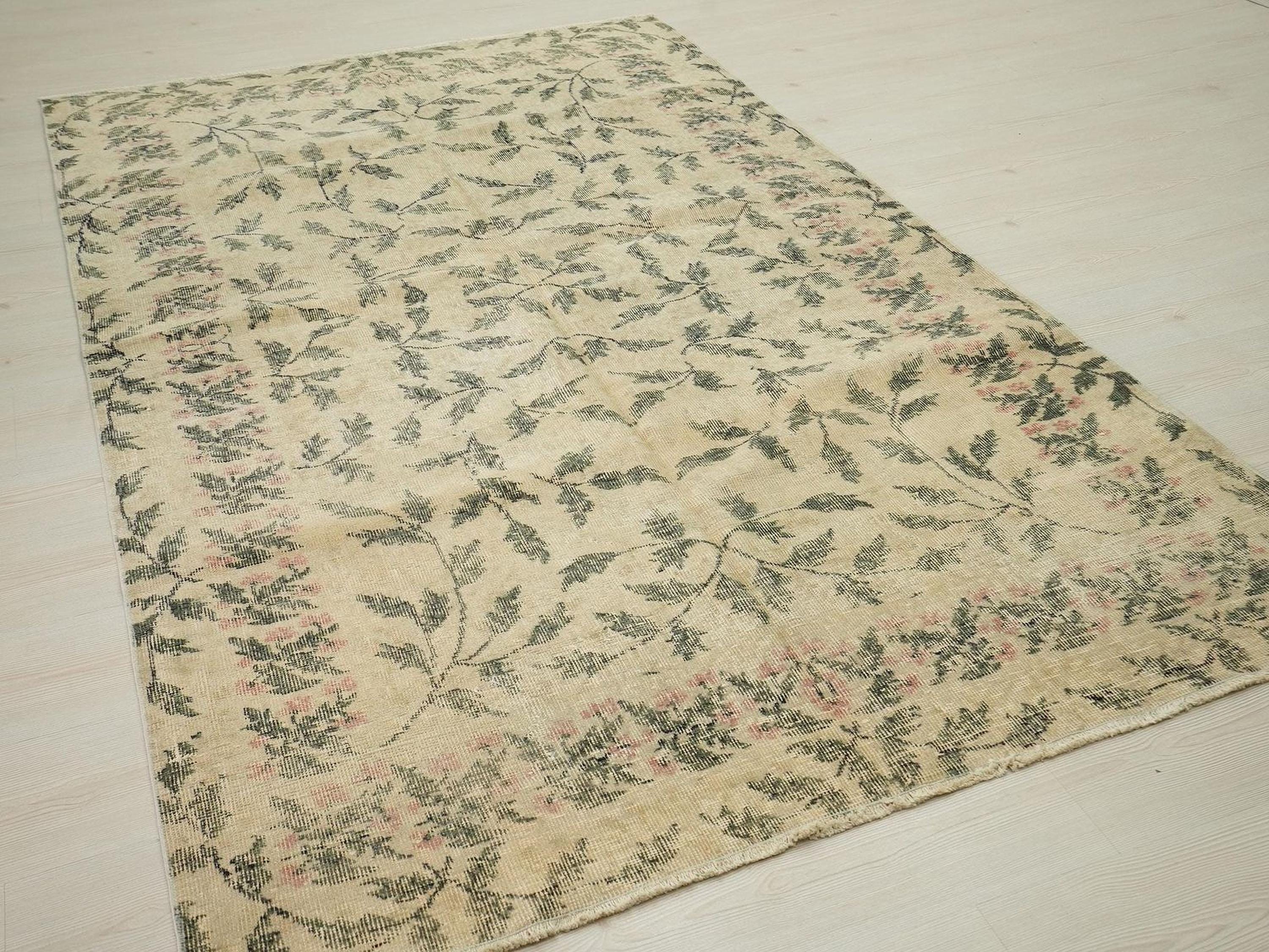 Small Vintage Oushak Rug: Handmade Turkish Wool Carpet Rugs,4.10 x 8 Feet.
