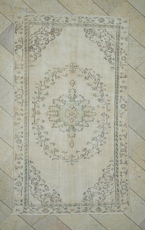 5x8.5 Vintage Handmade Oushak Rug,Floral Turkish Wool Rugs.