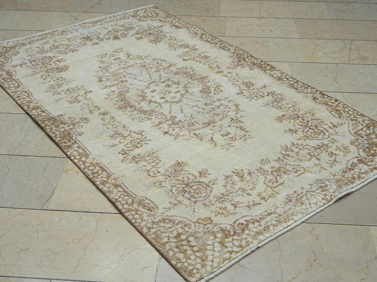 Floral Pattern Neutral Wool Turkish Carpet Rug,4x6.5 Ft,One Of A Kind Oushak Rugs.