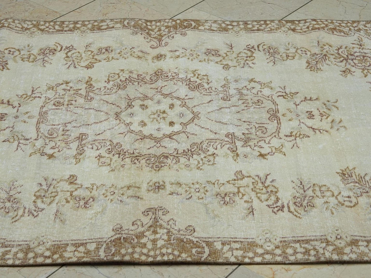 Floral Pattern Neutral Wool Turkish Carpet Rug,4x6.5 Ft,One Of A Kind Oushak Rugs.