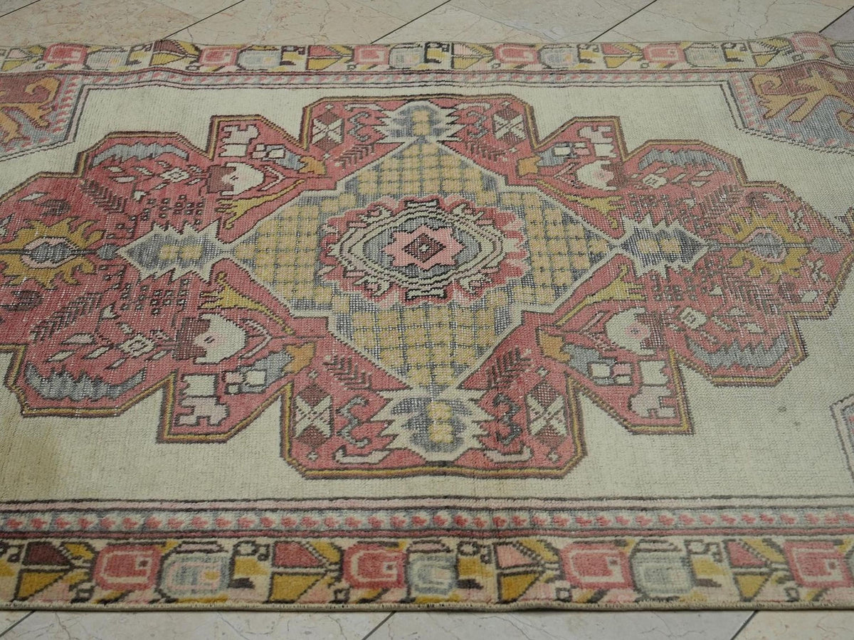 Vintage Handmade Turkish Carpet Rug,4.4x7.9 Feet,Home Living Floor Decor Rugs.