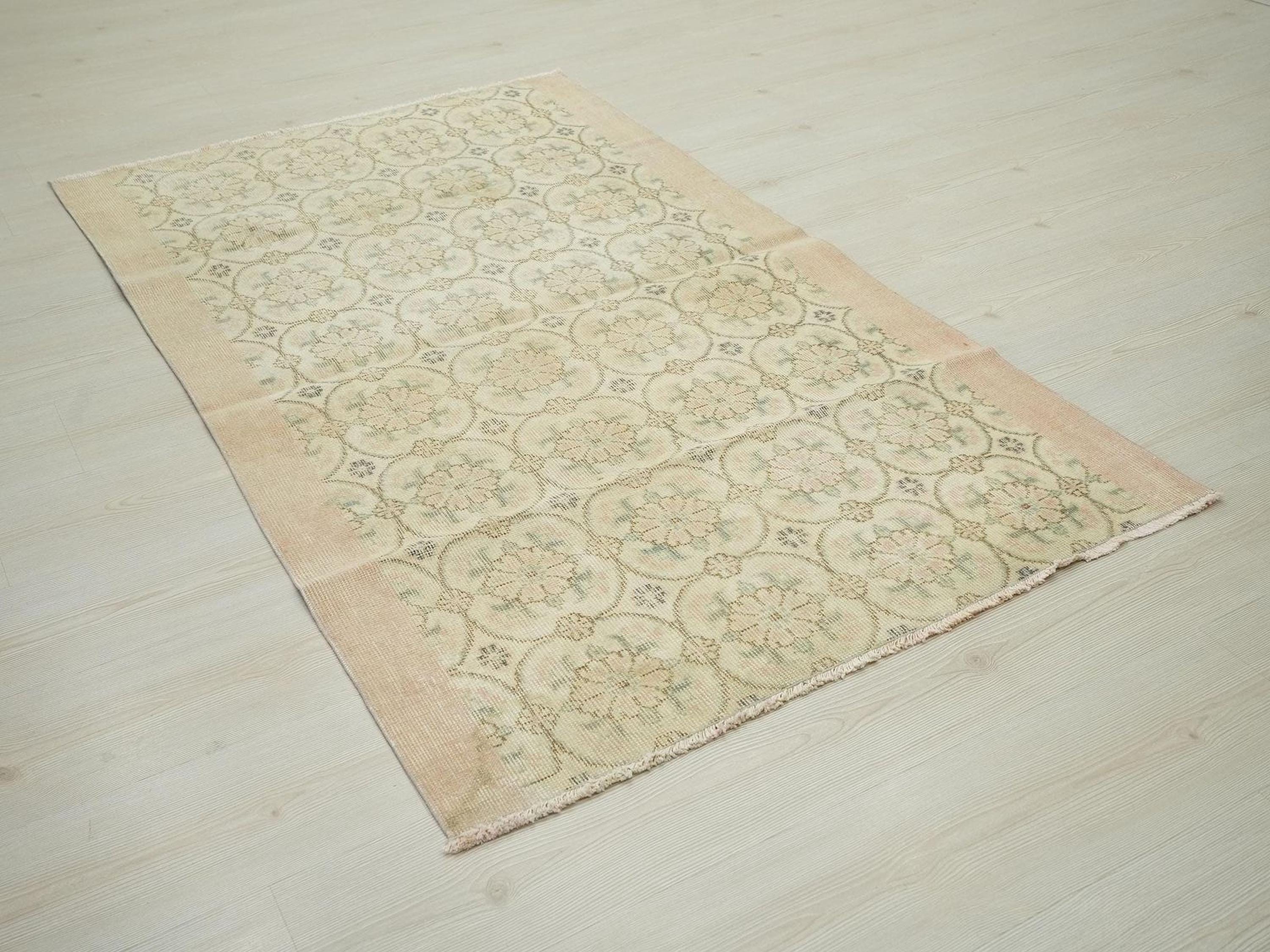 Small Vintage Oushak Rug: Turkish Wool Floor Carpet (3.5"x6")
