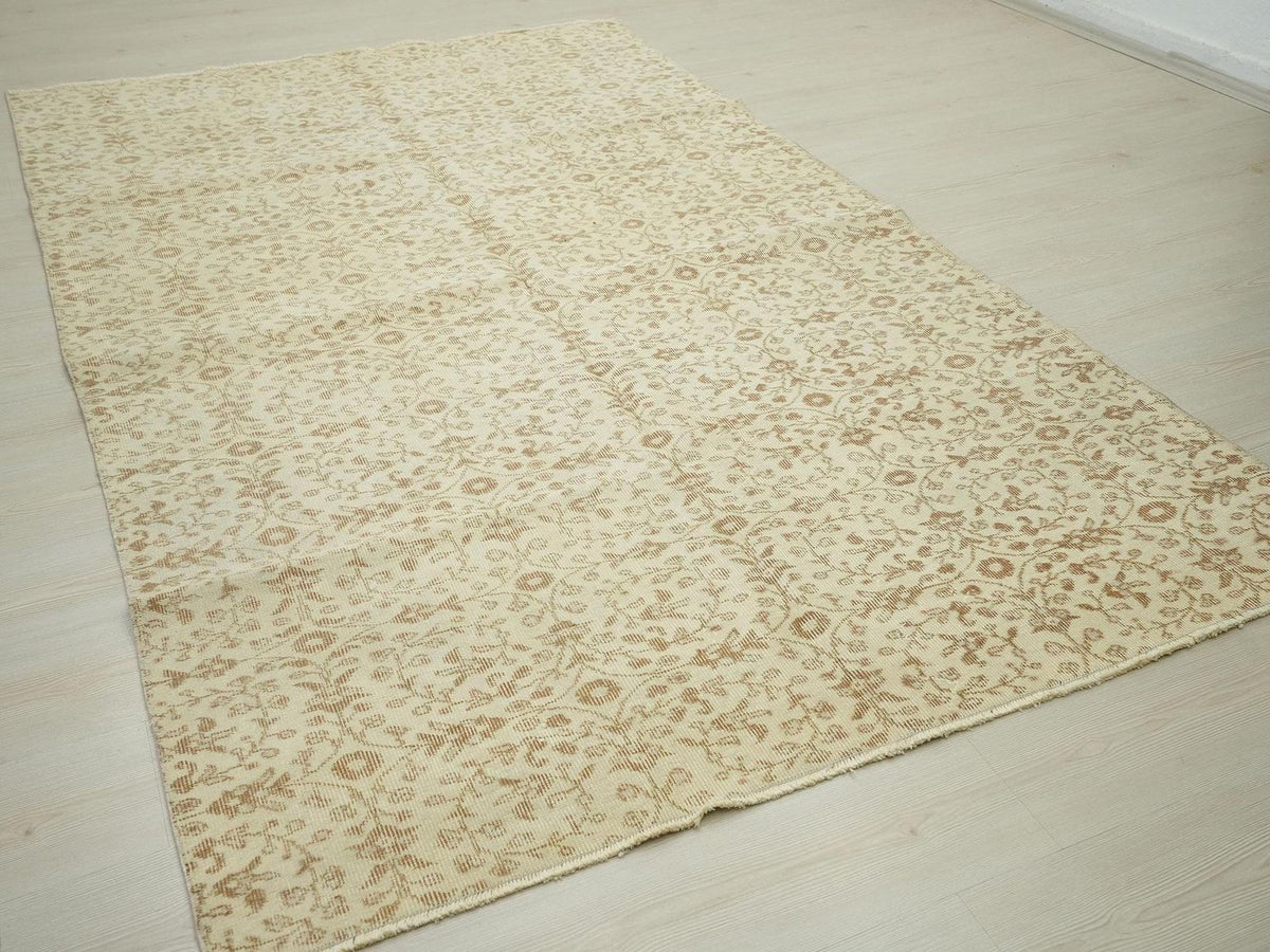 5x8 Mid-Century Modern Oushak Rug: Handmade Wool Turkish Carpet