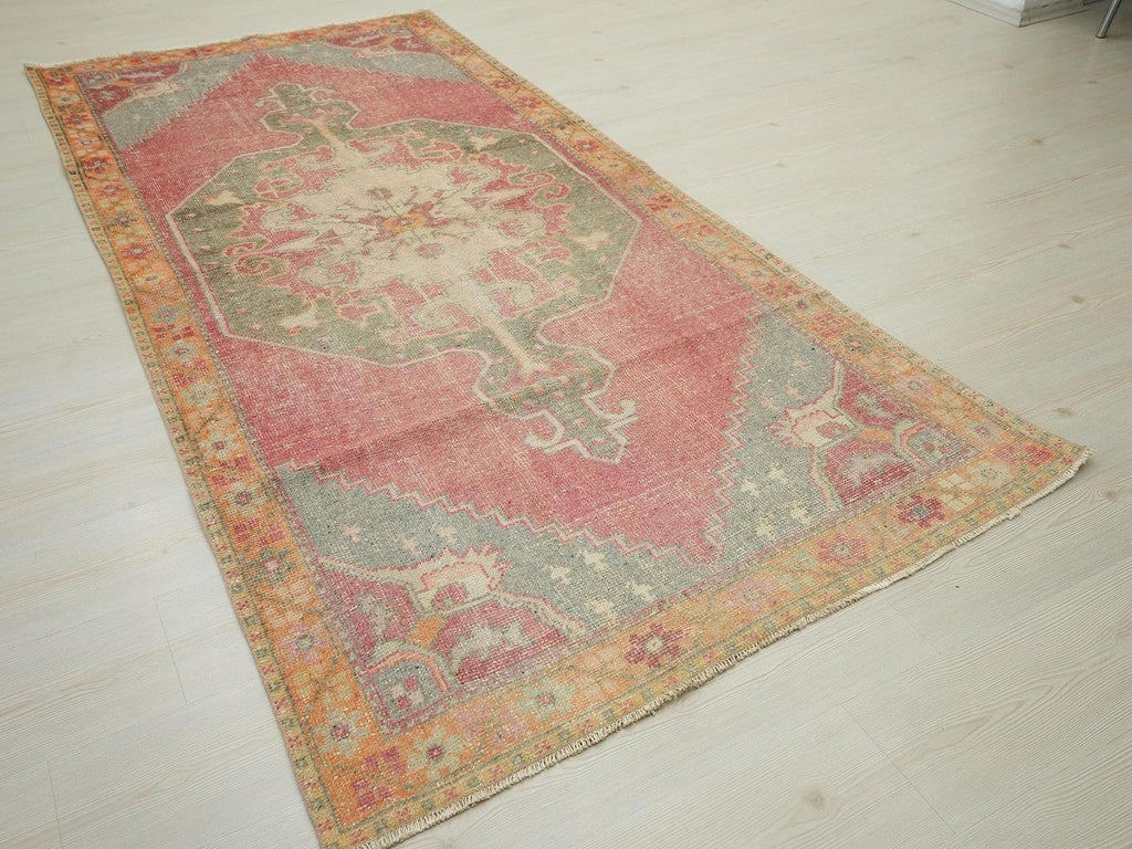 Handmade Oushak Wool Rug (4x8): Pastel Ethnic Anatolian Carpet