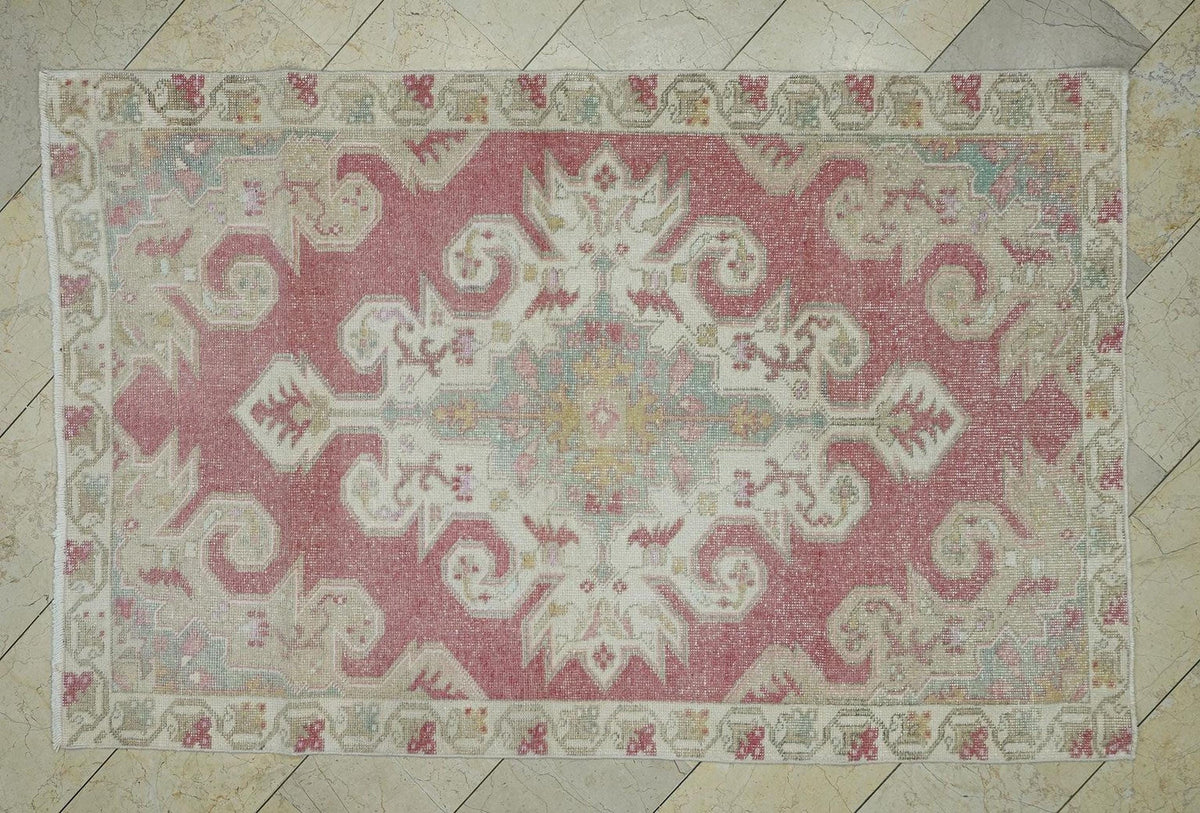 Handmade Wool Vintage Oushak Rug 5x7: Turkish Pastel Geometric Rugs.