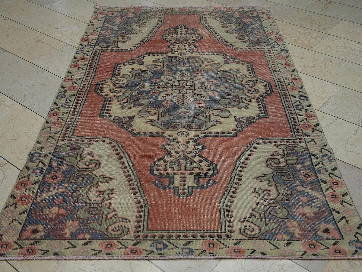 Mid Century Modern,Vintage Turkish Wool Carpet Rug:4.4x7.7 Feet,Low Pile Oushak Rugs.