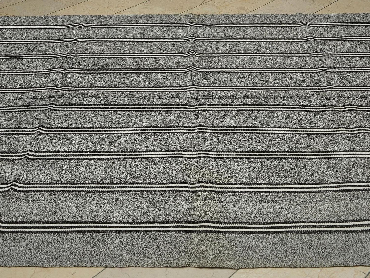 Striped Gray Kilim Rug: Modern Turkish Flatweave (6,11"x8,8" Feet)