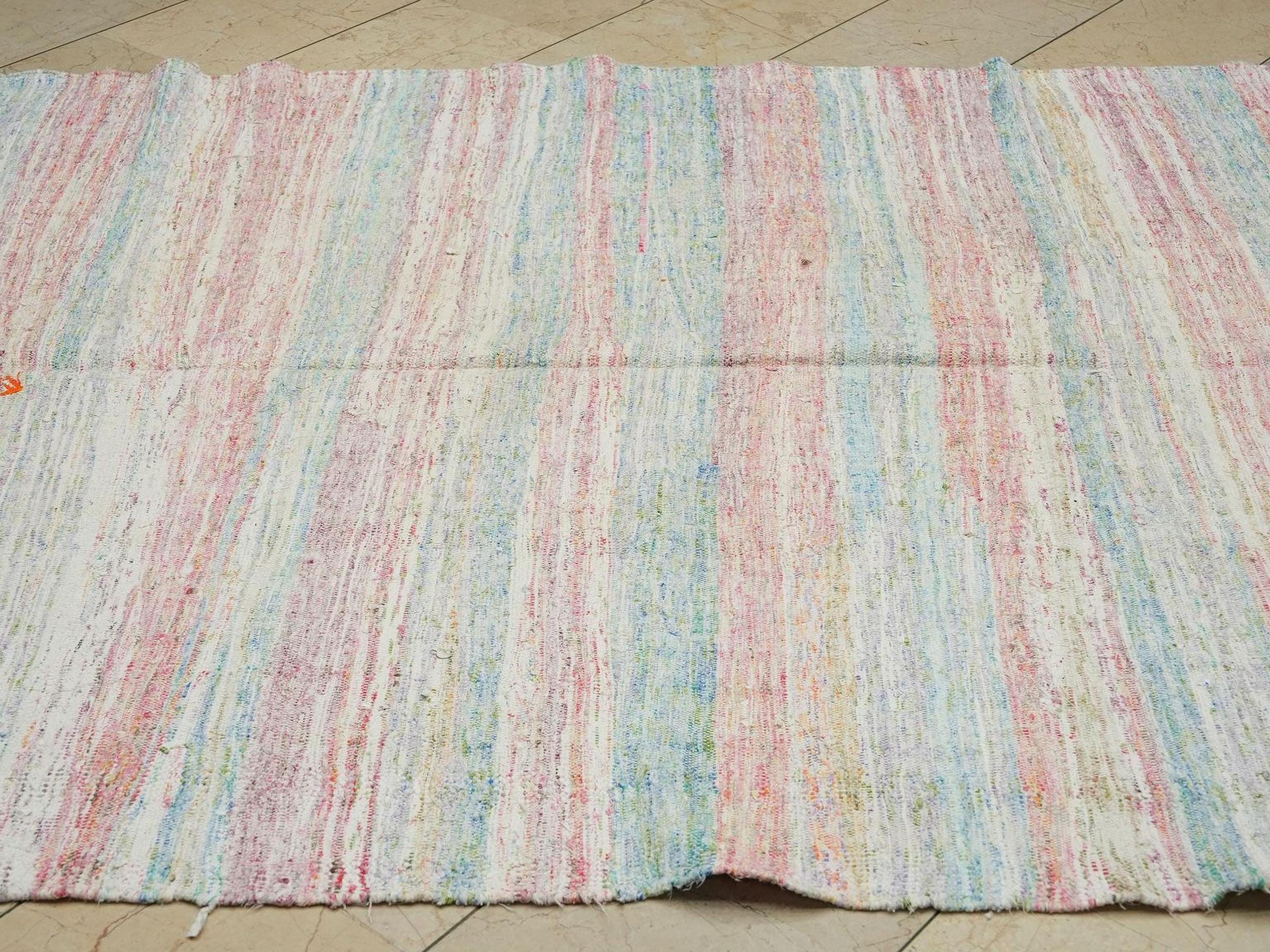 Handmade Turkish Kilim Rug: Minimalist Stripe Rag Rugs (6,1"x11,5" Feet)