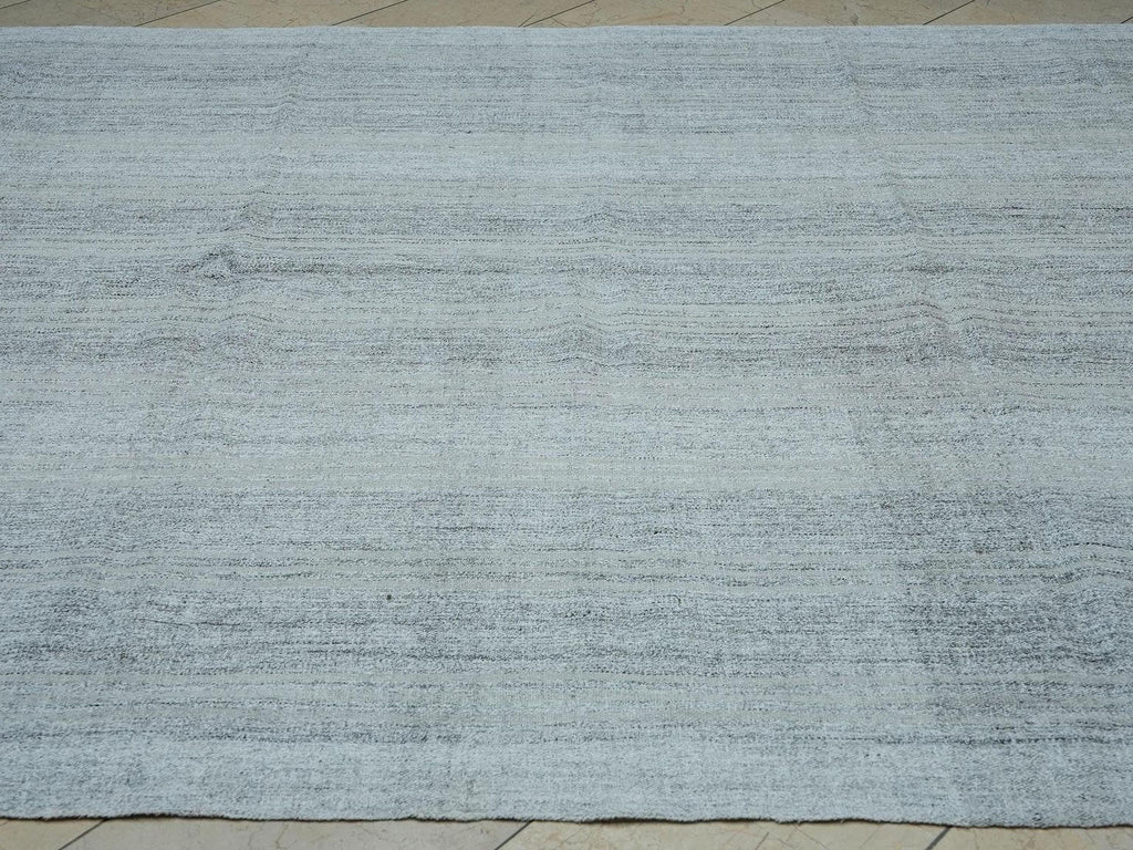 Ivory Turkish Kilim Rug: Scandinavian Style Flat Weave (7.2"x9.6")