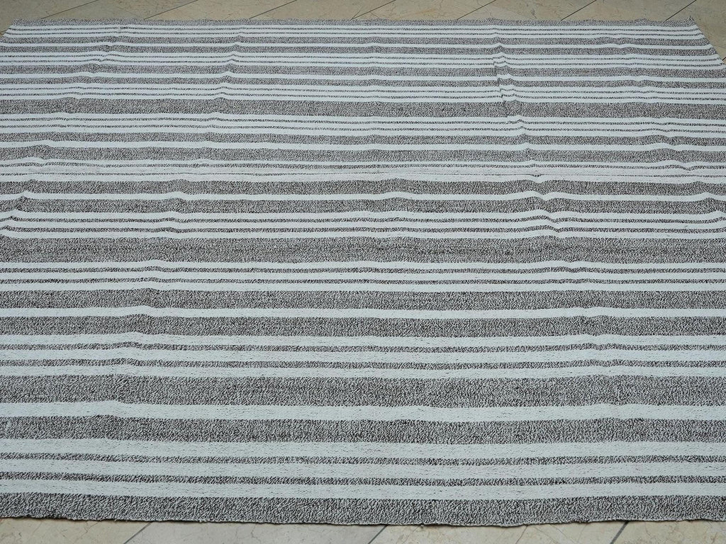 Vintage Turkish Kilim Rug: Organic Cotton & Goat Hair Rugs 7x9