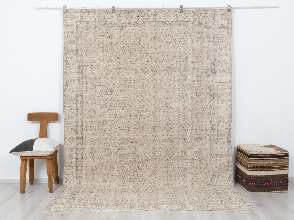 Vintage Turkish Oushak Wool Rug: 6.7x9.7 Feet,Neutral Handmade Carpet,Mid Century Modern.