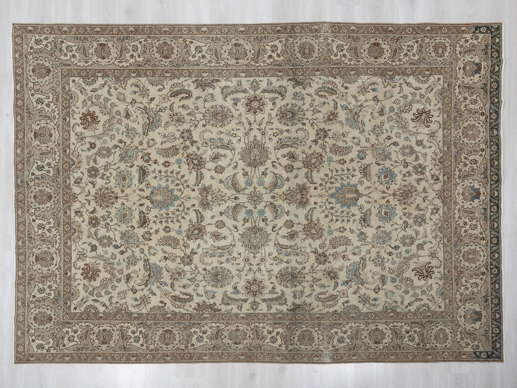 Large Handmade Wool Rug: 7.6x10.3 Feet,Turkish Carpet Rugs.