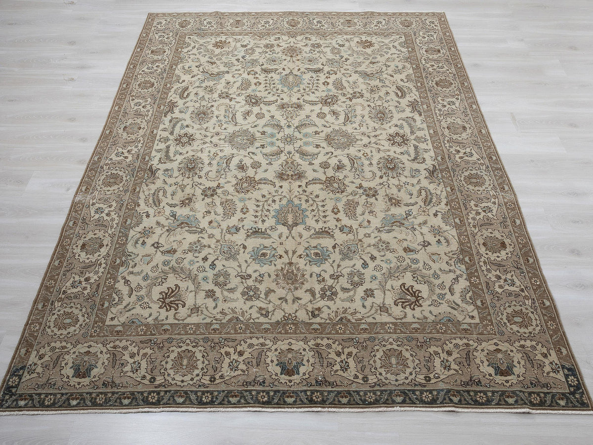 Large Handmade Wool Rug: 7.6x10.3 Feet,Turkish Carpet Rugs.
