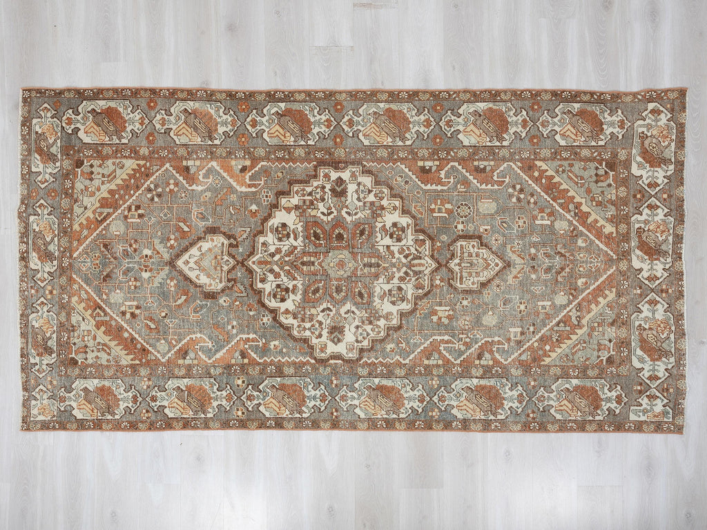 Antique Turkish Wool Rug, 5,3x9,5 Feet,Low Pile Handmade Area Rugs.