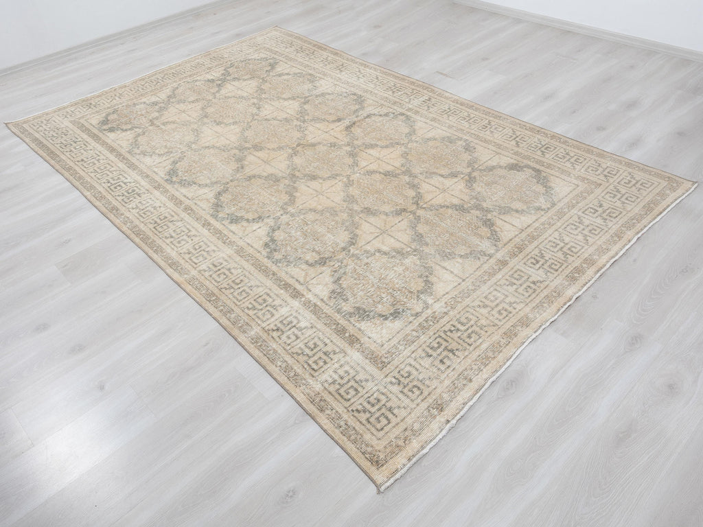 Vintage Turkish Wool Carpet Rug: 6.4x9.8 Feet,Neutral Oushak Rugs,