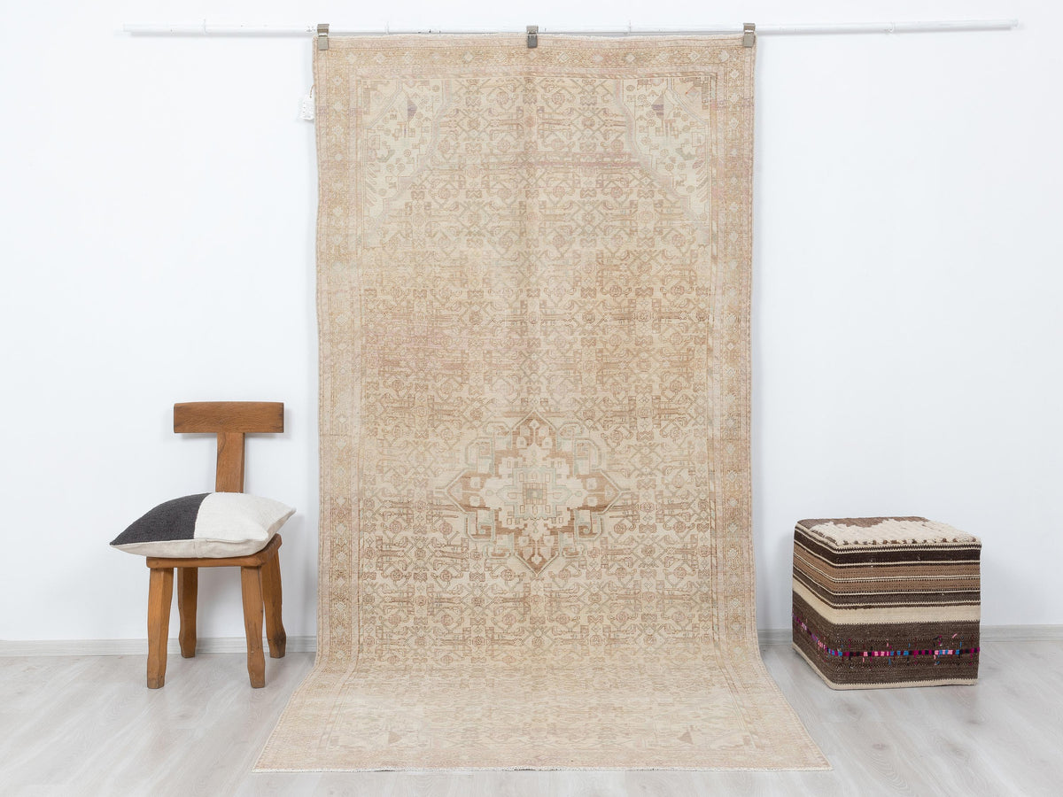 Handmade Wool Rug: 4,9x10,4 Feet,Neutral Decor Vintage Turkish Oushak Carpet Rugs.