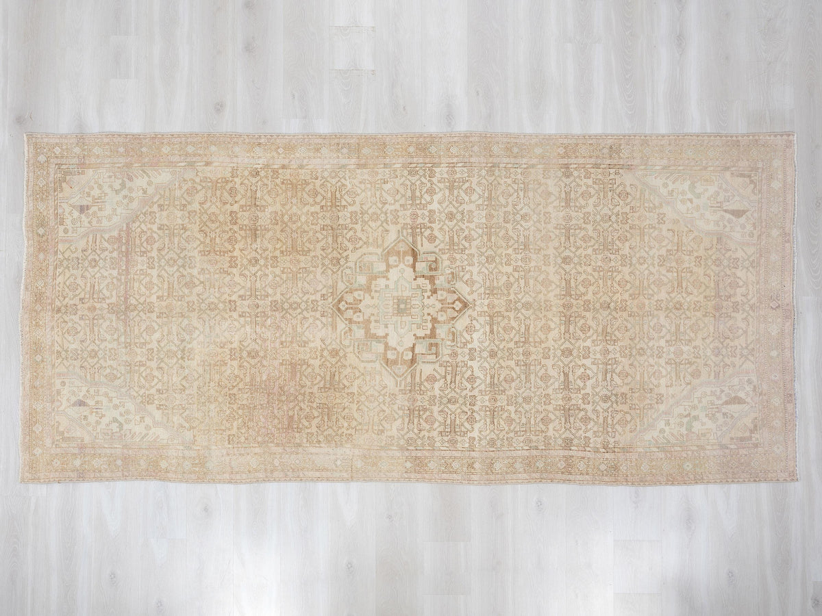 Handmade Wool Rug: 4,9x10,4 Feet,Neutral Decor Vintage Turkish Oushak Carpet Rugs.