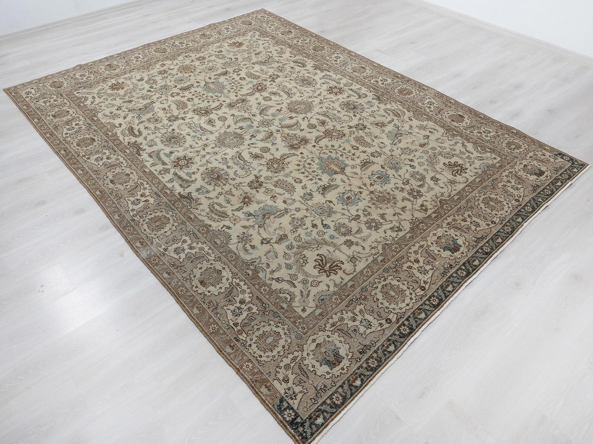 Large Handmade Wool Rug: 7.6x10.3 Feet,Turkish Carpet Rugs.