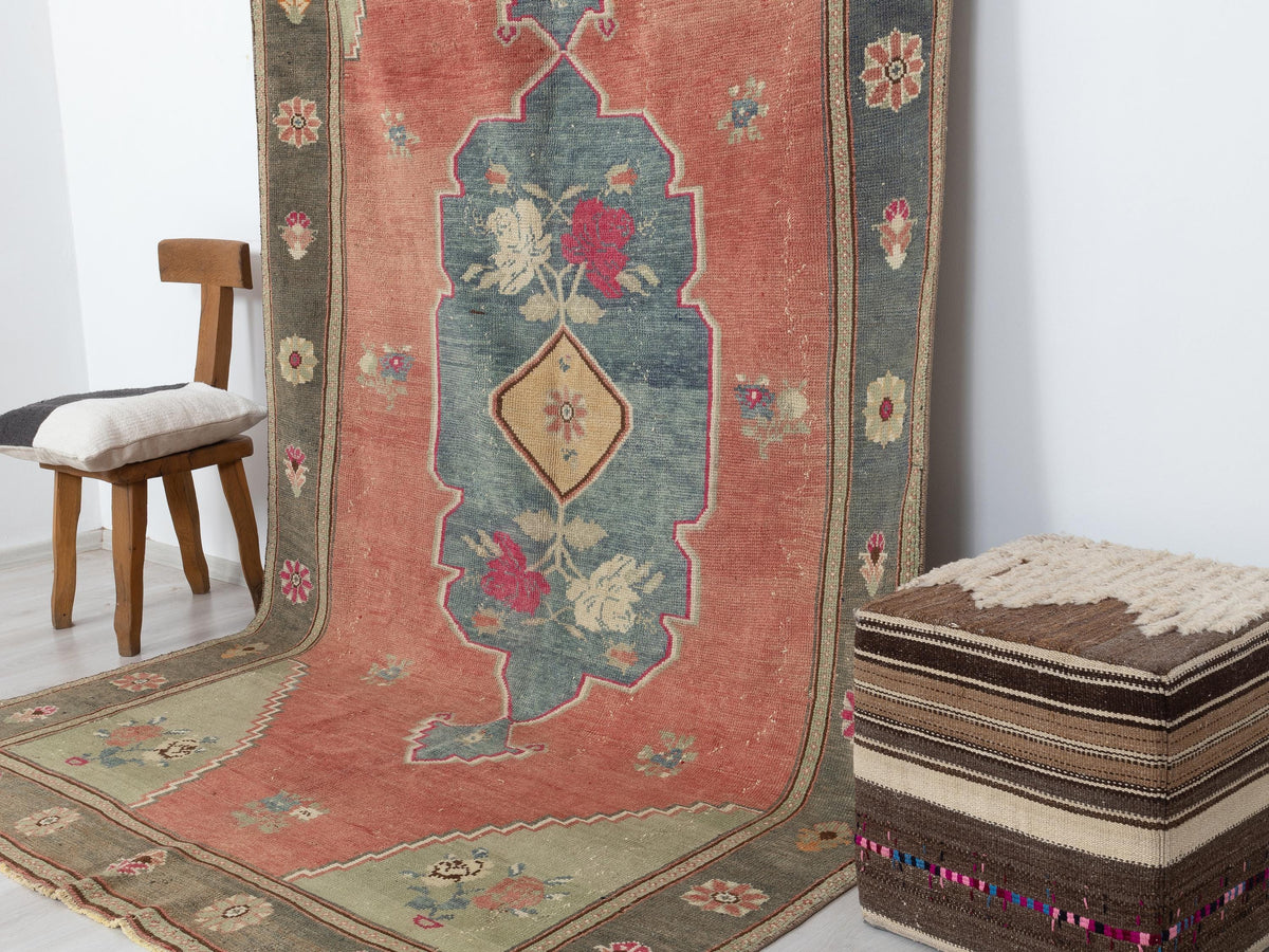 Antique Turkish Wool Rug: 6x10 Feet, 1960s unique Oushak Handmade Carpet,Farmhouse Decor Rugs.