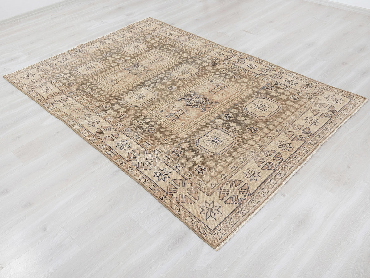 Handmade Wool Rug: 5,4x7,9 Feet,Neutral Decor Vintage Turkish Oushak Carpet Rugs.