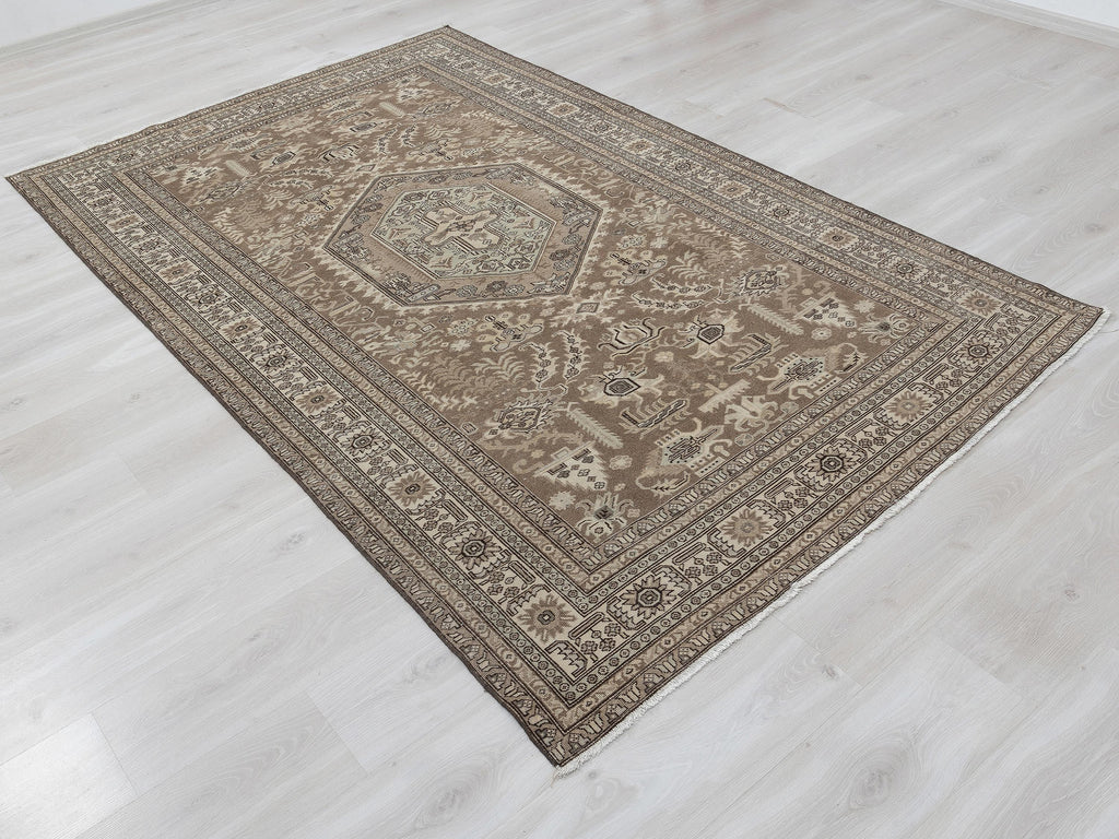 Brown Beige Handmade Wool Rug: 5.3x8.1 Feet,Vintage Turkish Carpet Rugs.