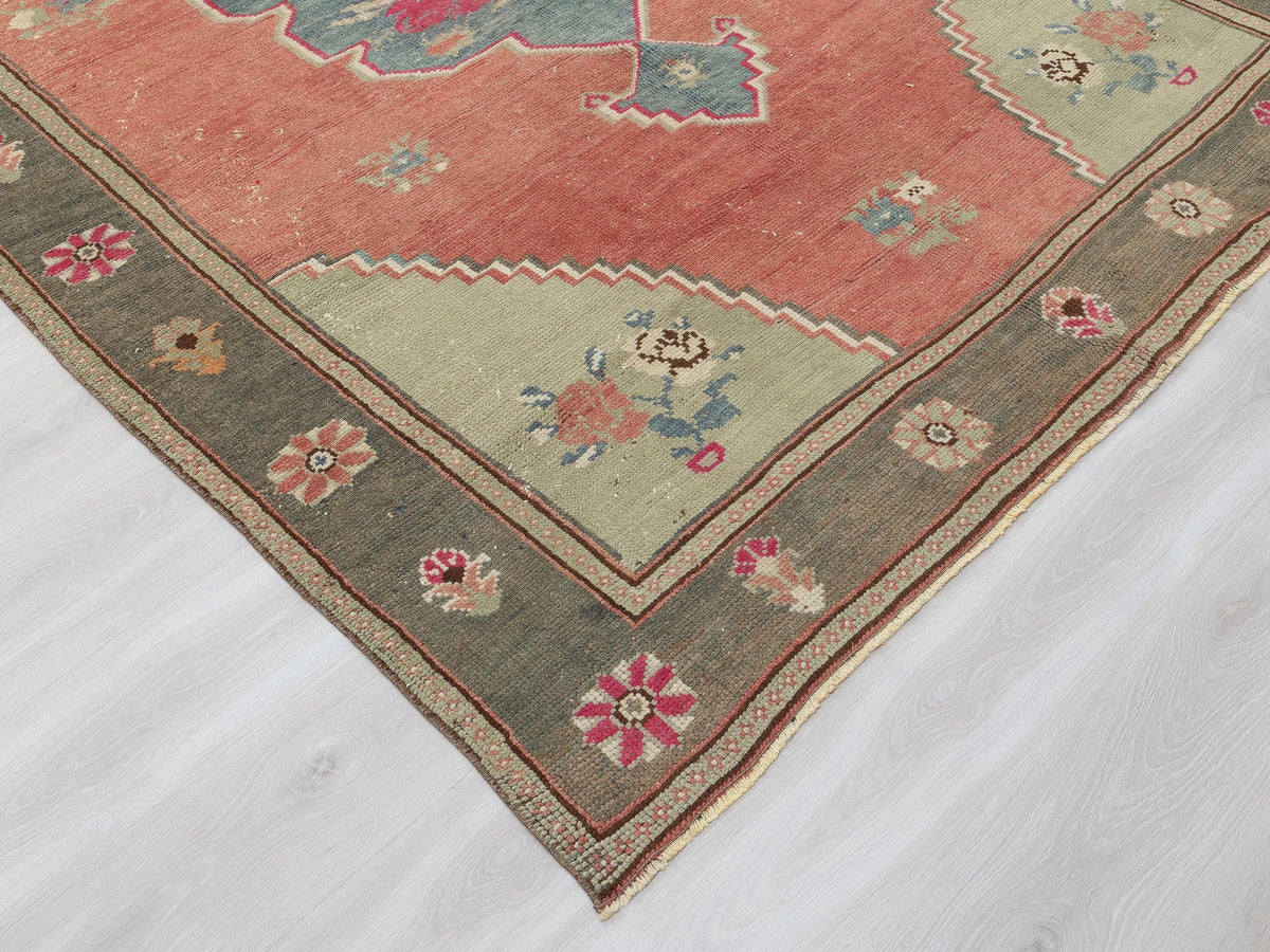 Antique Turkish Wool Rug: 6x10 Feet, 1960s unique Oushak Handmade Carpet,Farmhouse Decor Rugs.