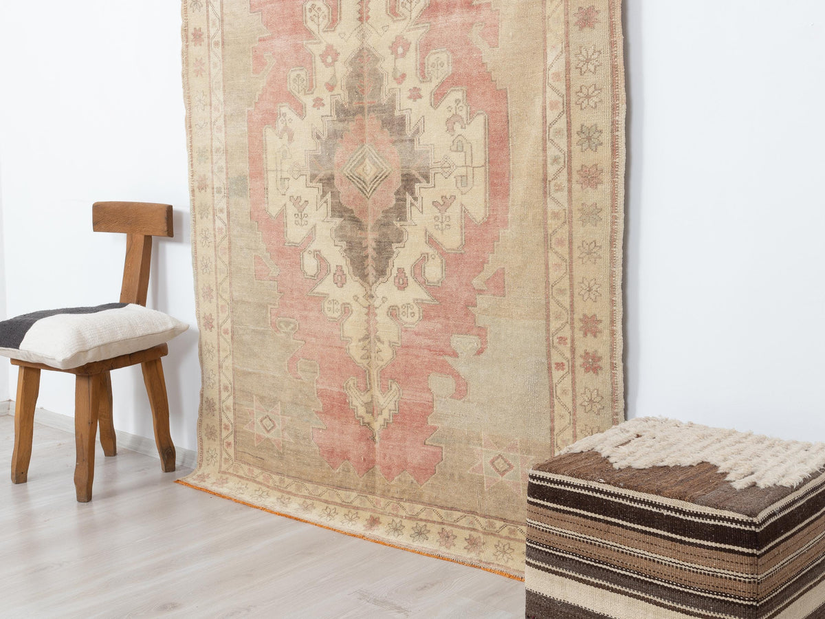 Vintage Turkish Wool Rug: Sun Faded Pastel Color Handmade Oushak Carpet Rugs, 5,2x6,9 Feet.